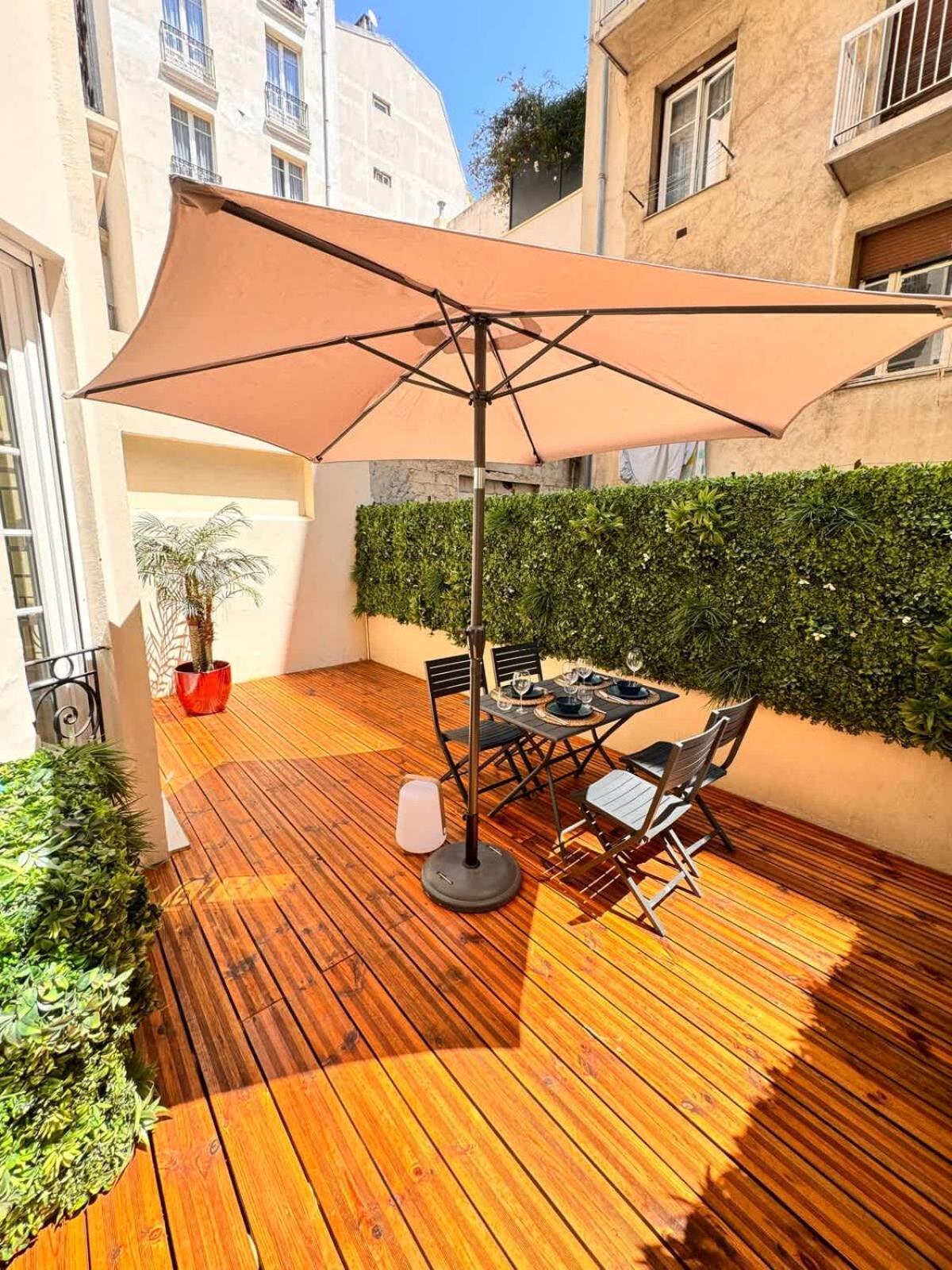 Luxury With Private Terrace In